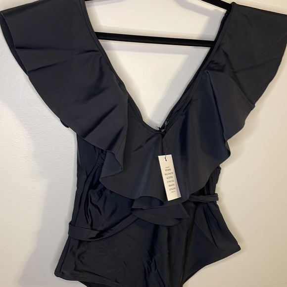 Eloquii Black Ruffle Swimsuit - Picture 5 of 11